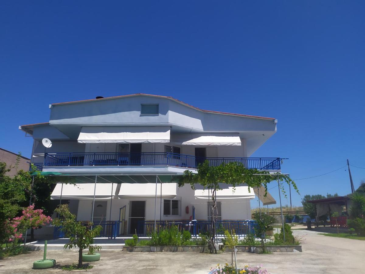House Stamatis * סארטי