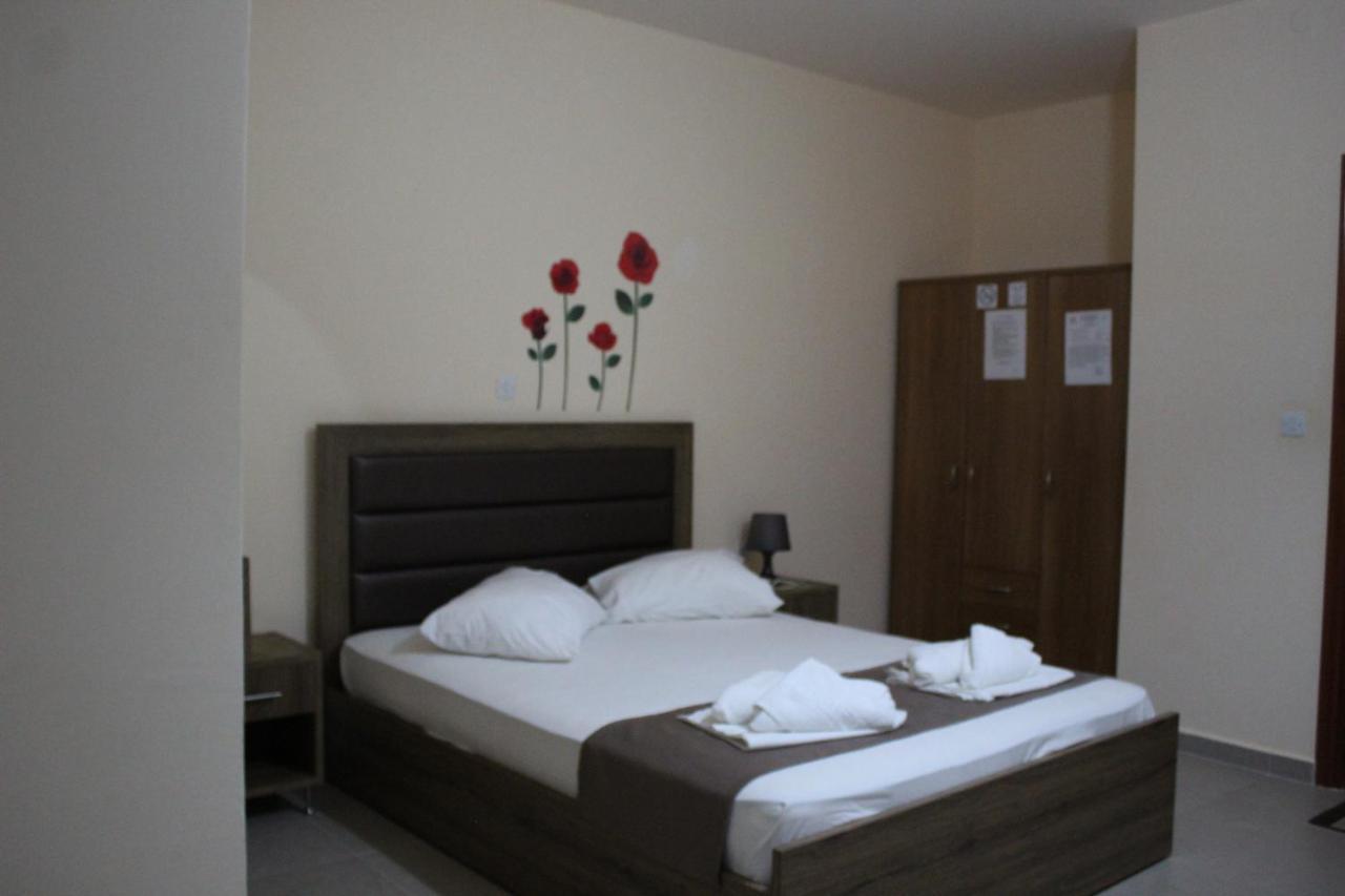 House Stamatis Apartamento Sarti